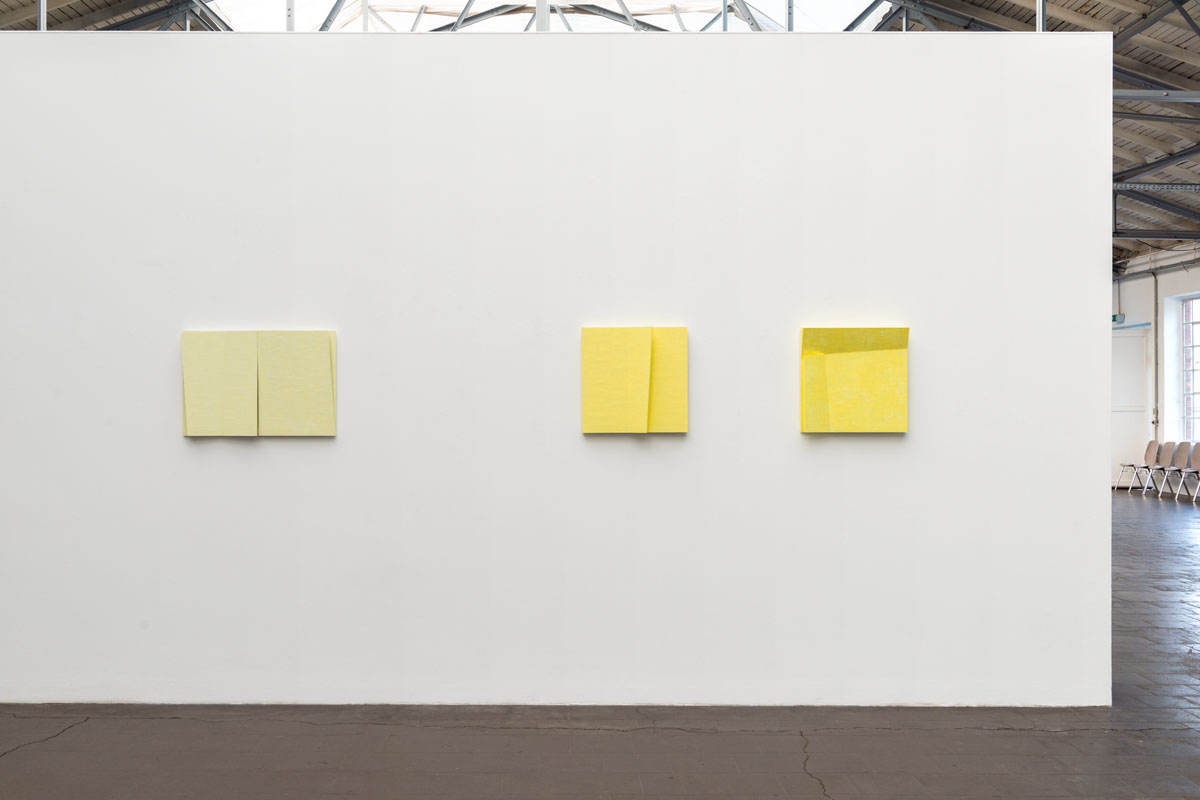 Ausstellung: Papier � Farbe � Malerei im Verein f�r aktuelle Kunst/Ruhrgebiet e.V.